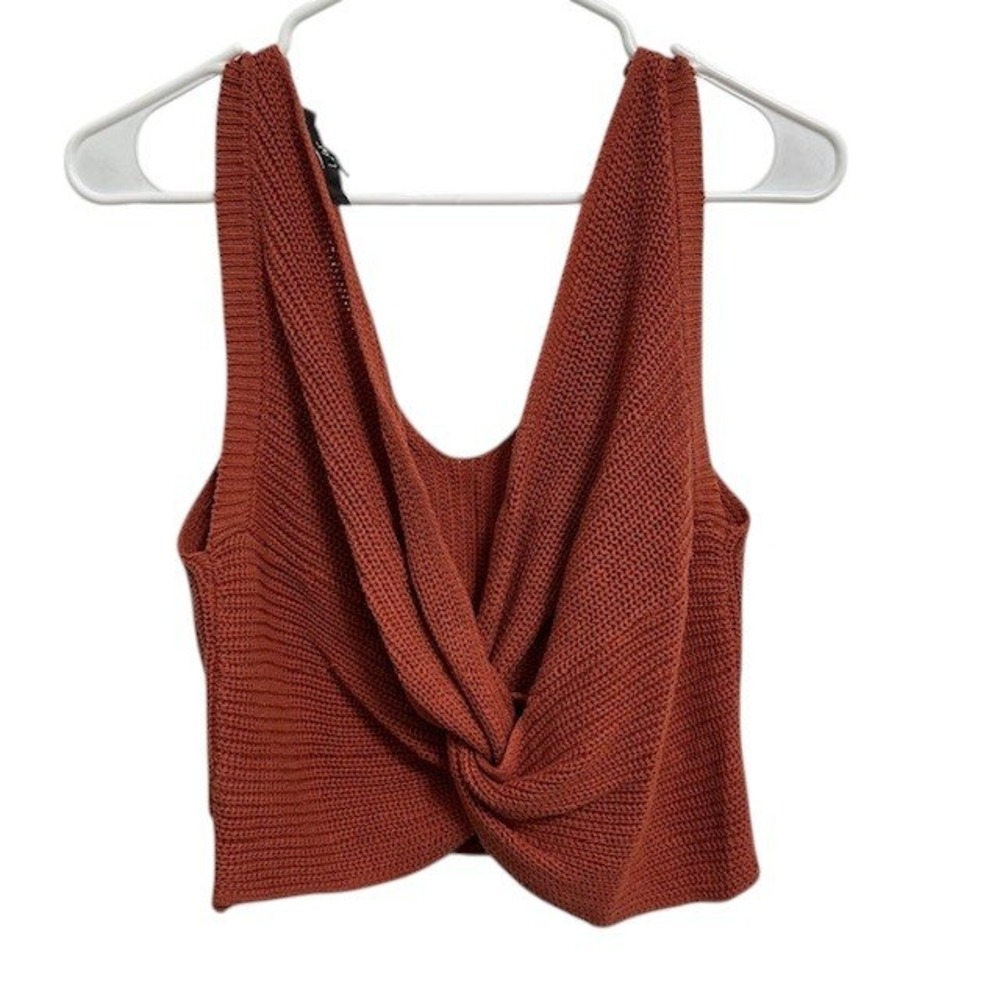 Lulus Knit Crop Top Rust Orange Sleeveless V Neck Twist Back Casual Medium‎ - Picture 4 of 11
